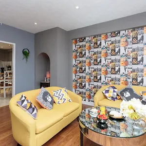 Gorgeous 3-bed Flat, 15 Minutes To Centre Edinburgh